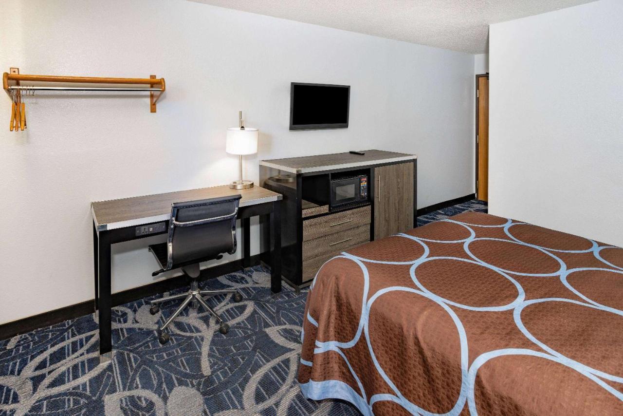 Super 8 By Wyndham Johnstown/Gloversville Экстерьер фото