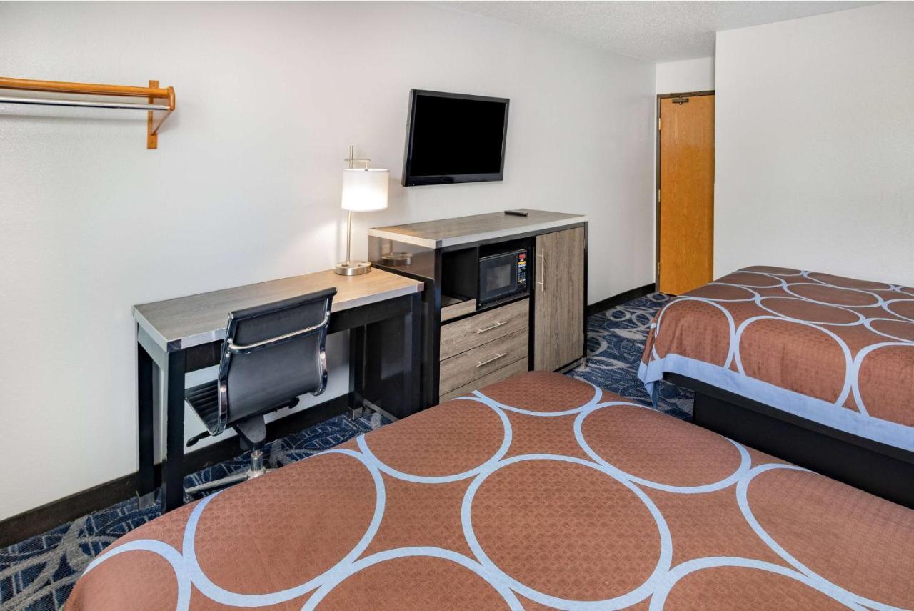 Super 8 By Wyndham Johnstown/Gloversville Экстерьер фото