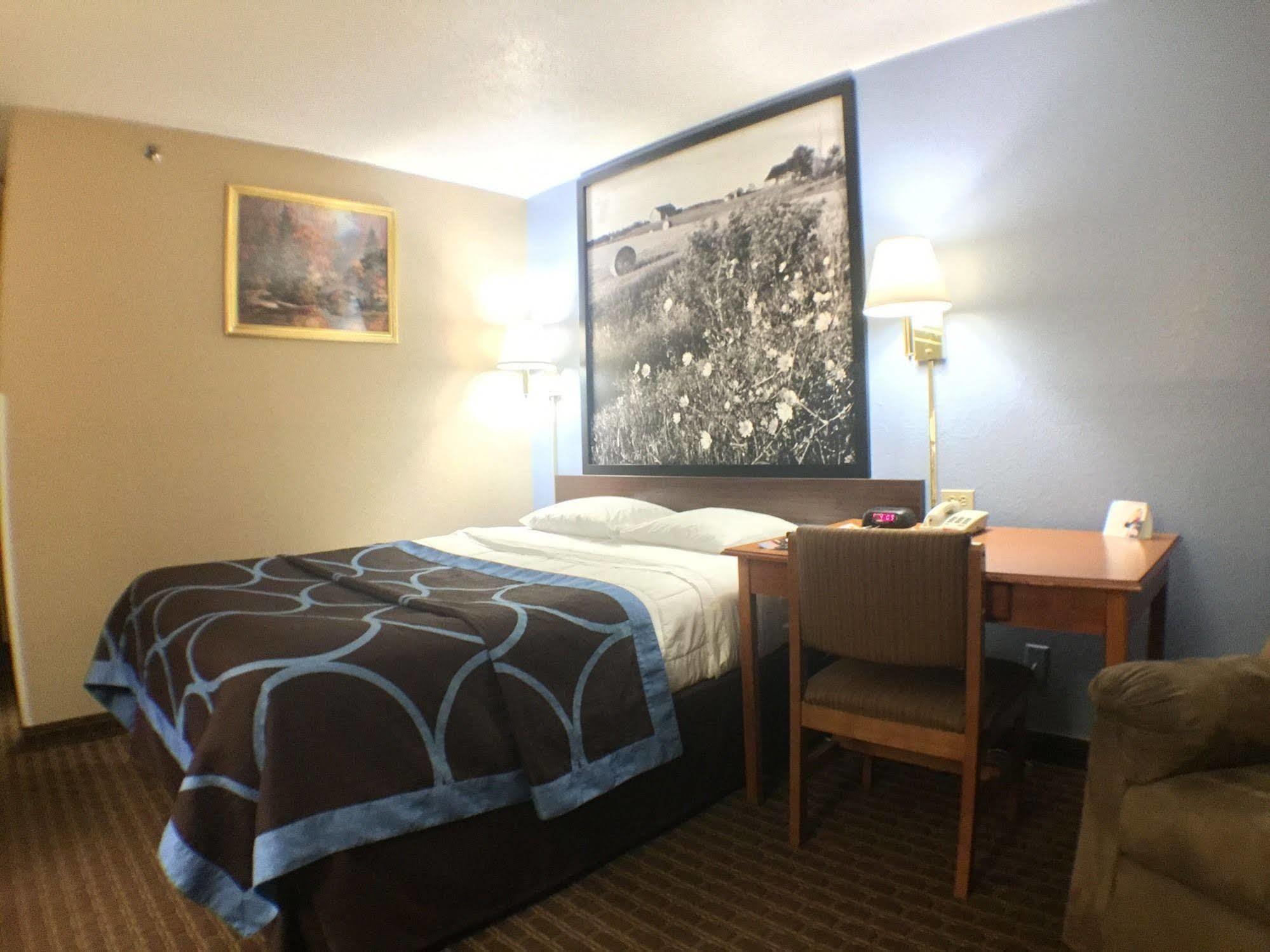 Super 8 By Wyndham Johnstown/Gloversville Экстерьер фото
